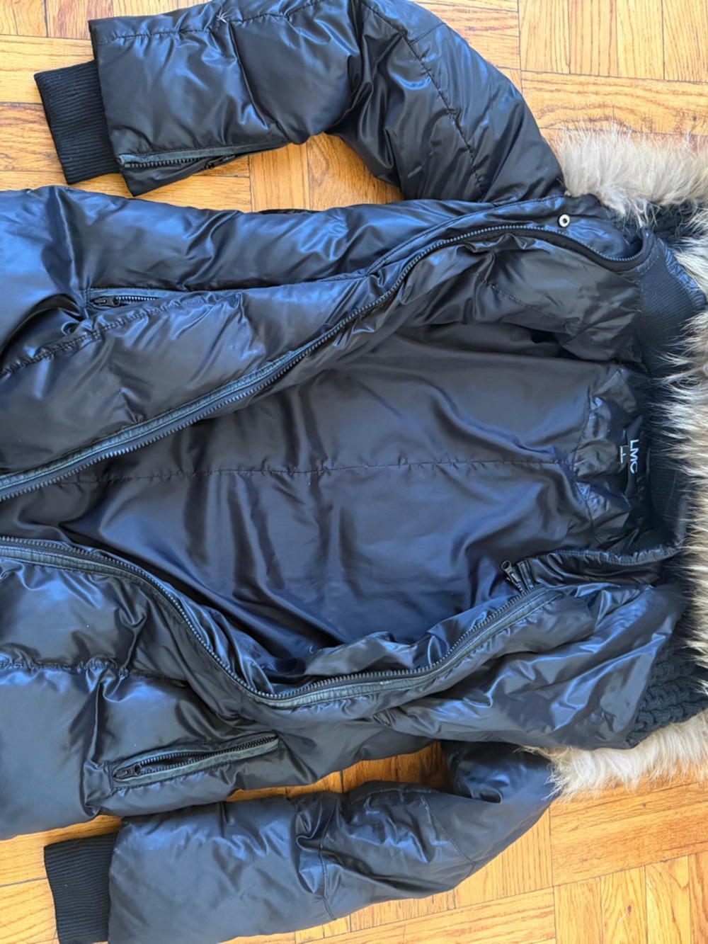 Women's Black Puffer Coat with Faux Fur Trim